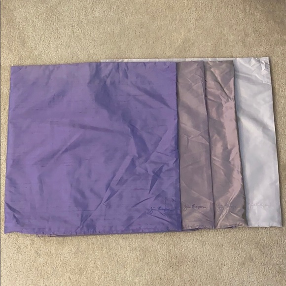 Set of 4 Jim Thompson 18x18inch silk pillow covers